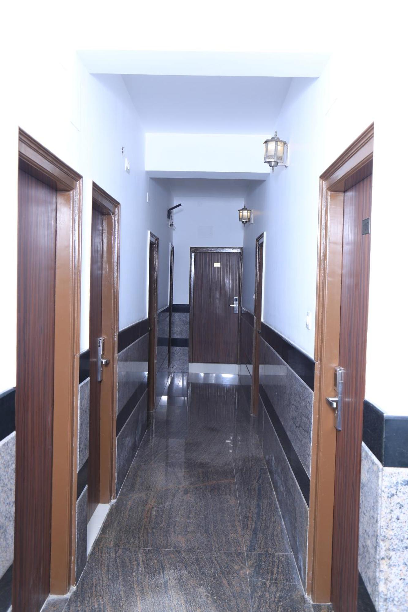 Christian Guest House Vellore Exterior photo