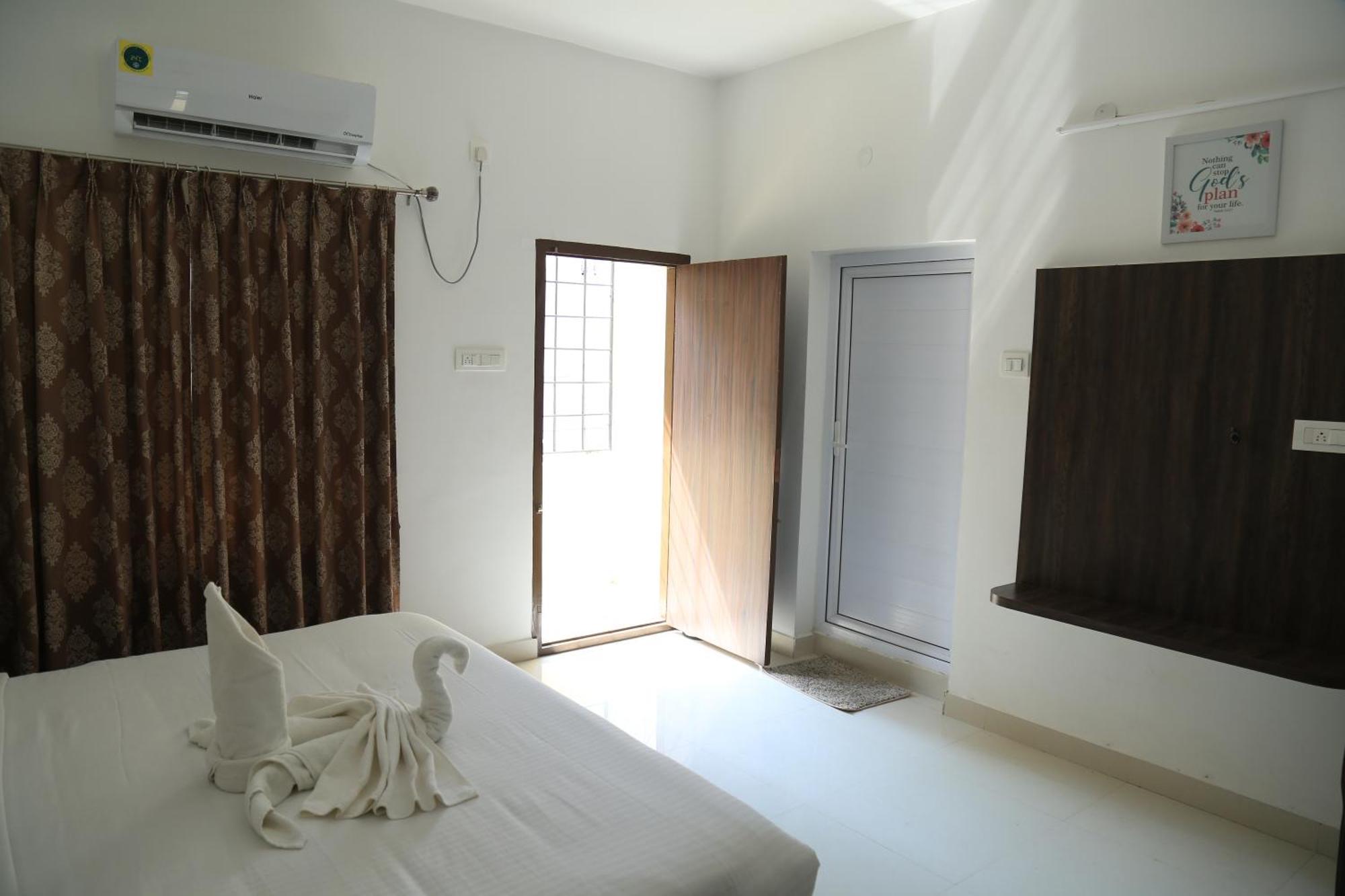 Christian Guest House Vellore Exterior photo