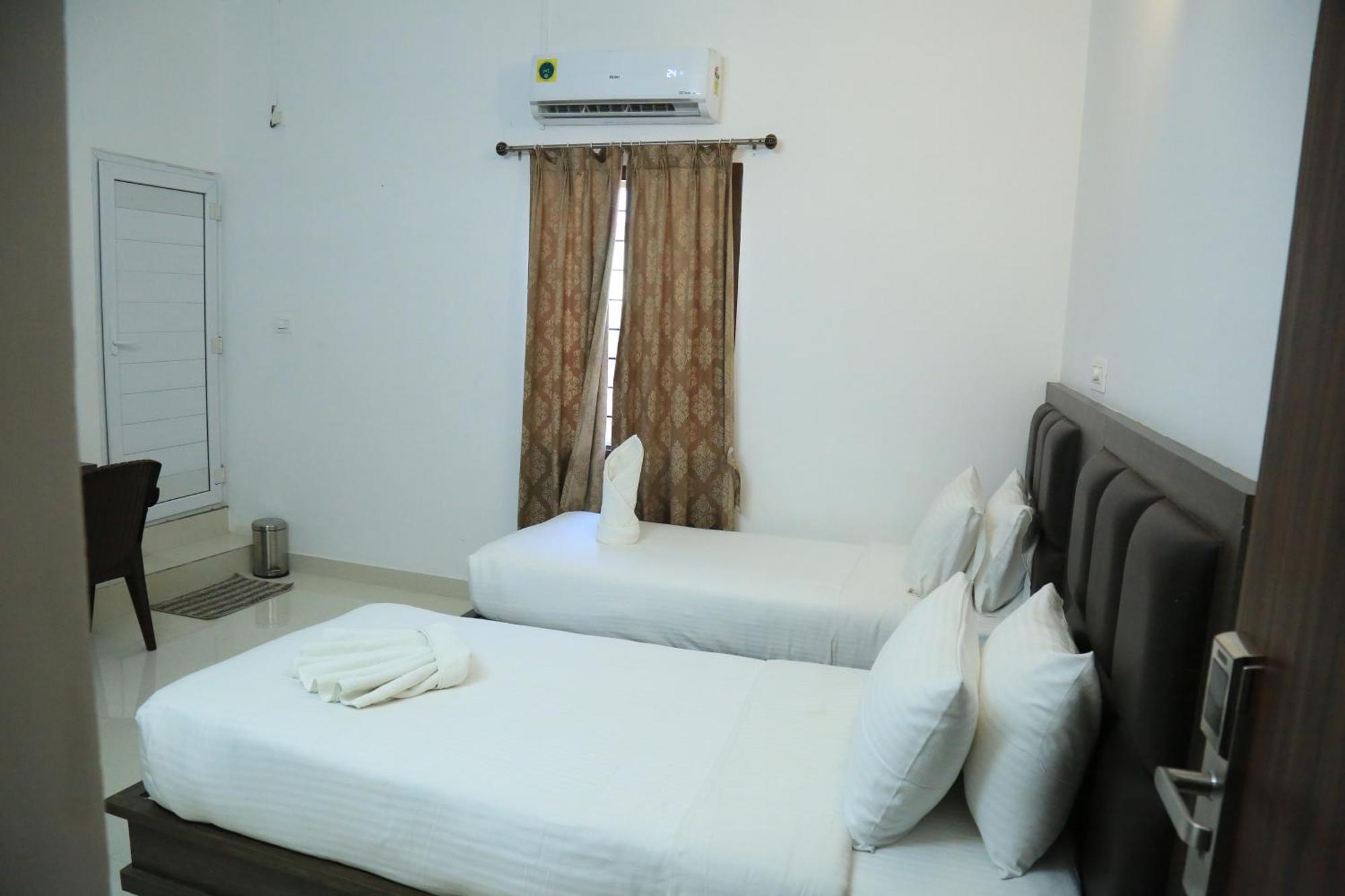 Christian Guest House Vellore Exterior photo